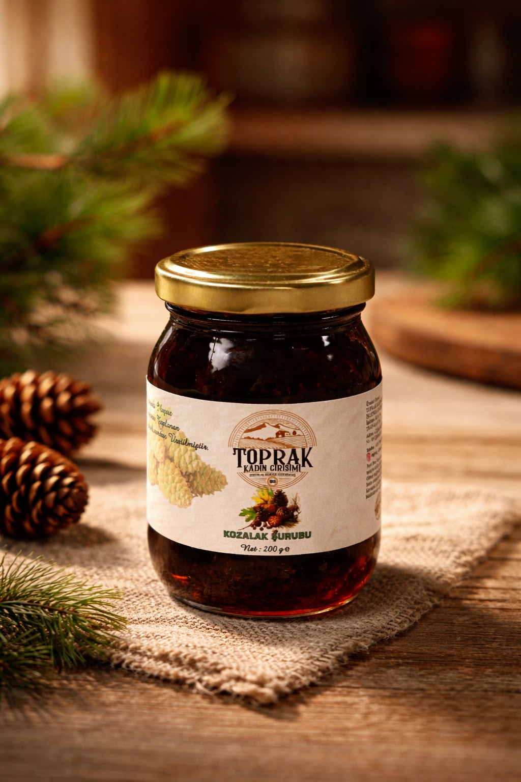 Kozalak Şurubu